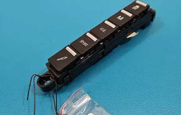 Maserati Quattroporte Seat control switch 670071371 IMPRK1535667