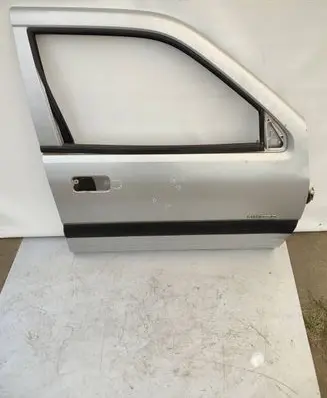 Opel Frontera A Front door