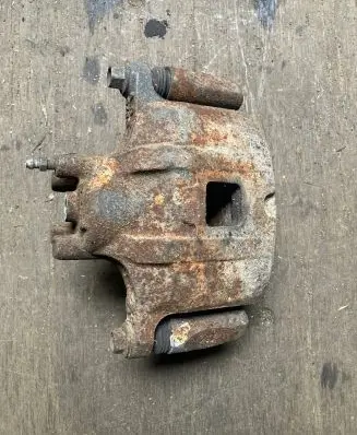 Mitsubishi ASX Front brake caliper