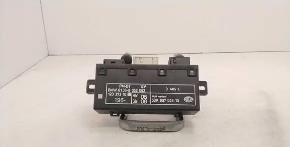 BMW 5 E39 Door control unit/module 61358352062 5DK00704810 12037310