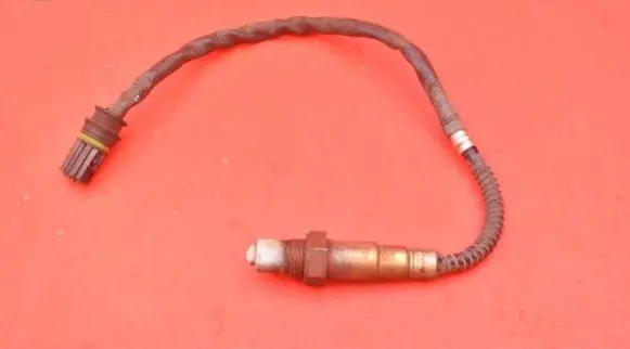 BMW 5 E60 E61 Lambda probe sensor 7544654