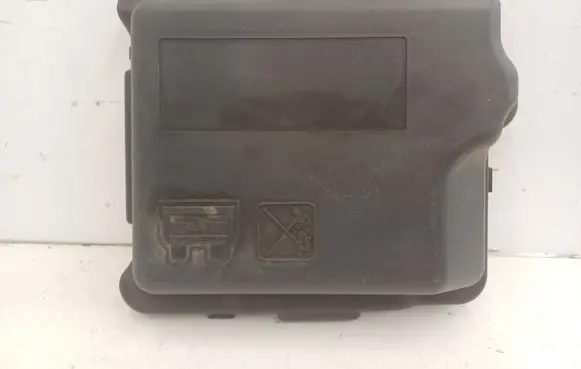 Peugeot 2008 I Fuse box cover 9671924480