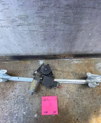 Opel Zafira A Rear door window regulator with motor 13132231