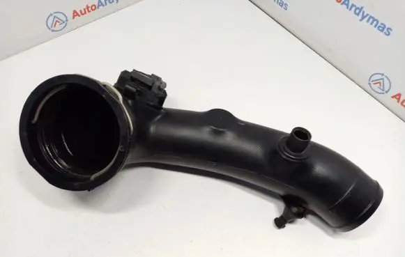 BMW 5 F10 F11 Intercooler hose/pipe 23557610 13717588268 13717609811