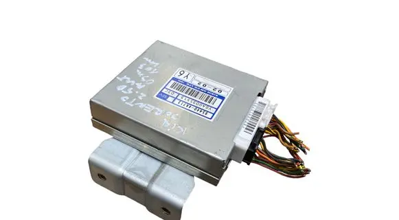 KIA Sorento Gearbox control unit/module 954404A713 YSAG035513