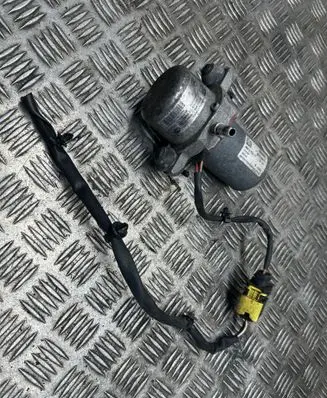 Mercedes-Benz E W212 Vacuum pump A0004302832 00928617 86422823