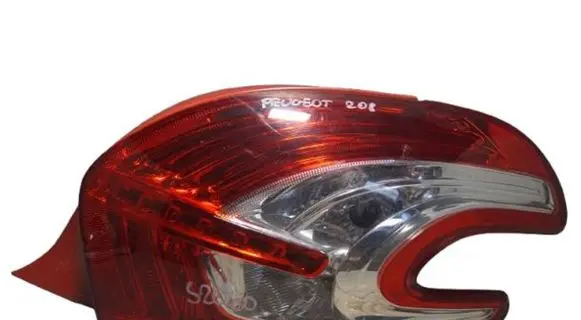 Peugeot 208 Rear/tail lights 9672628380