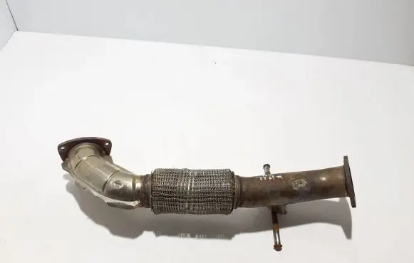 Volvo XC60 Muffler pipe connector clamp 31493354