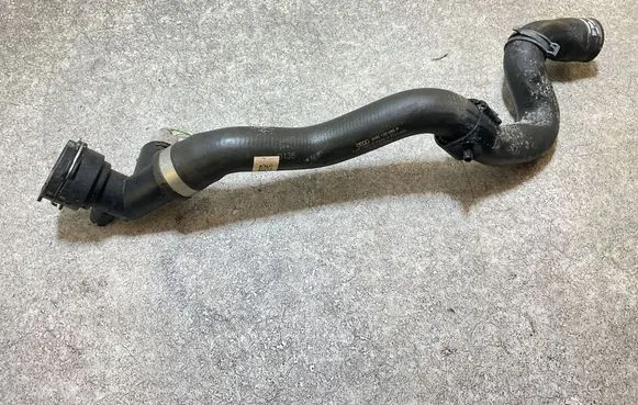 Audi A4 S4 B9 Engine coolant pipe/hose 8W0122055P PXR149512