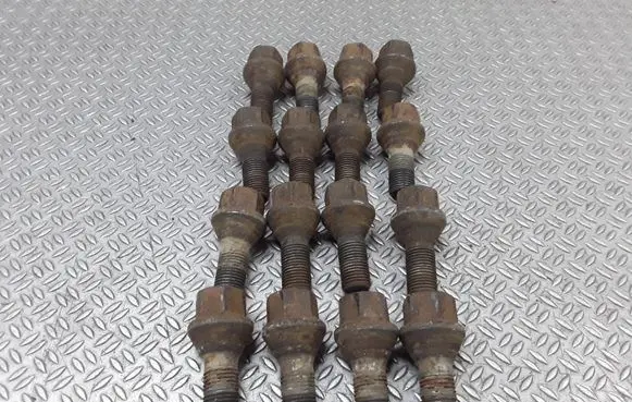 Fiat Doblo Nuts/bolts 
