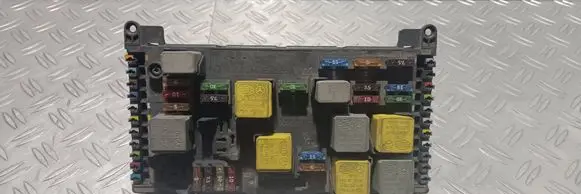 Mercedes-Benz Vito Viano W639 Fuse module 6395450201 356164