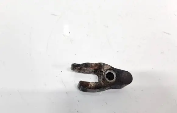 Mercedes-Benz B W246 W242 Fuel Injector clamp holder