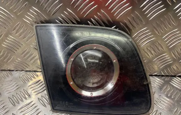 Mazda 3 I Tailgate rear/tail lights P2775