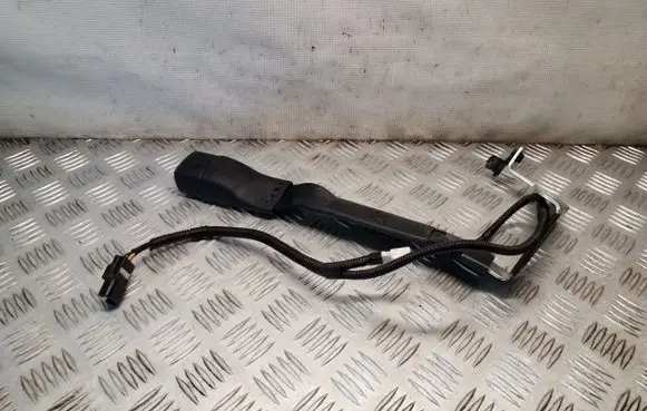 Lexus RX 450H Rear seatbelt buckle