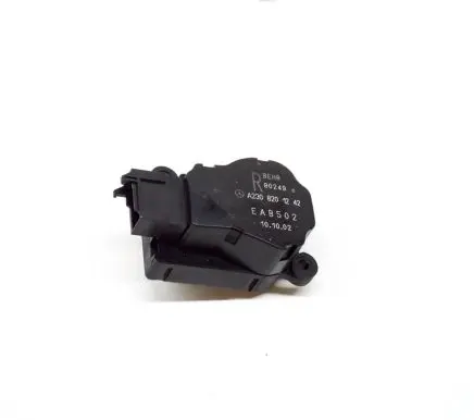 Mercedes-Benz SL R230 Air flap motor/actuator 2308201242 A2308201242