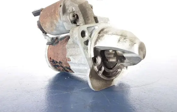 Mazda 2 Starter motor M000T32771