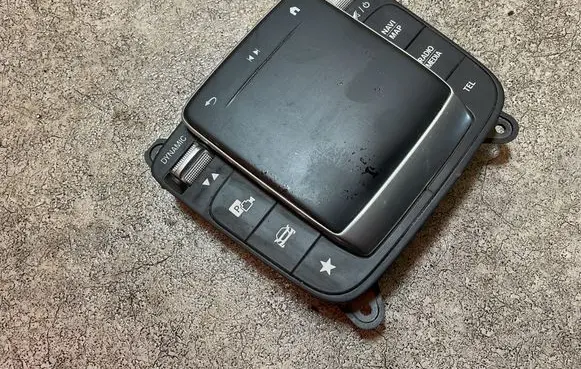 Mercedes-Benz CLA C118 X118 Head unit multimedia control A2479003903 2479023501 A2479014202