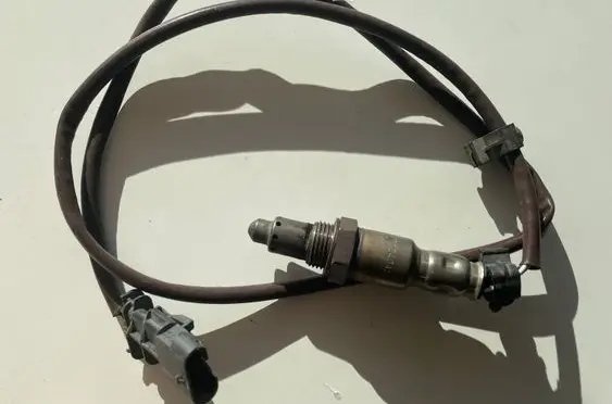 Maserati Levante Lambda probe sensor 670104045