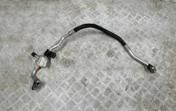 Air conditioning (A/C) pipe/hose