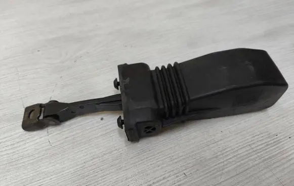 Audi Q2 - Rear door check strap stopper 81A839249