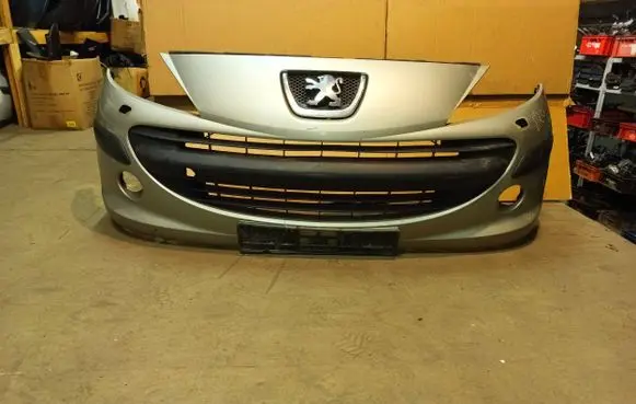 Peugeot 207 Front bumper