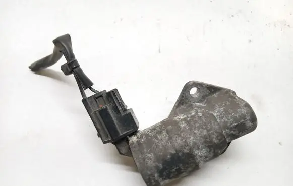 Volvo V40 Idle control valve (regulator) 1385097