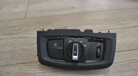BMW X5 F15 Light switch 9311721