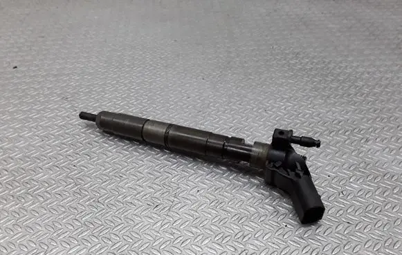 Volkswagen Phaeton Fuel injector 059130277AB