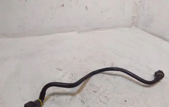 Nissan Qashqai+2 Fuel line/pipe/hose 