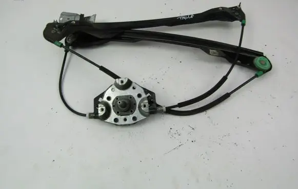 Ford Focus Front door window regulator with motor 