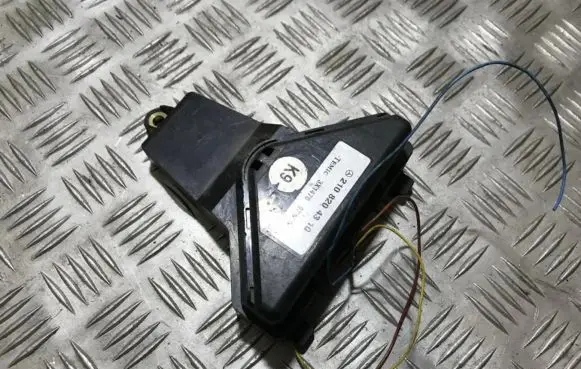 Mercedes-Benz E W210 Other control units/modules 2108204310 3x1476