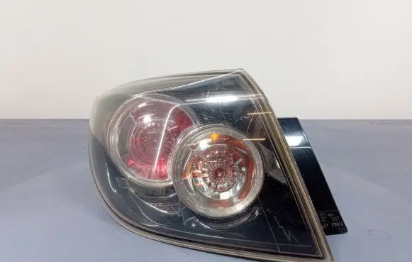 Mazda 3 I Rear/tail lights P6312
