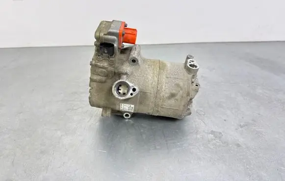 Volkswagen Touareg III Air conditioning (A/C) compressor (pump) 4G0816797E