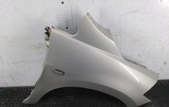 Nissan Tiida C11 Fender K32
