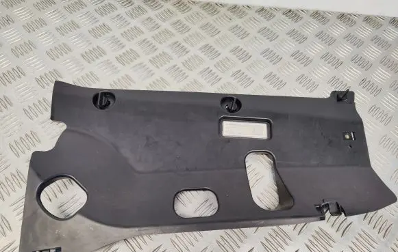 Dashboard lower bottom trim panel