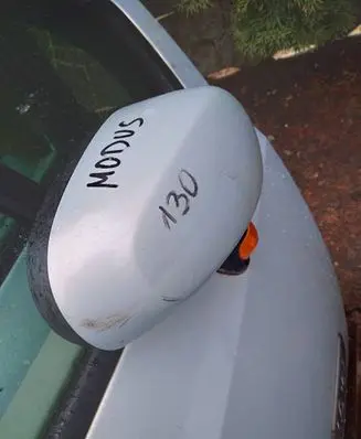 Renault Modus Front door electric wing mirror