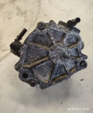 Valve vacuum