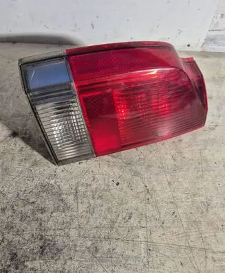 Volvo V70 Rear/tail lights 9154497 9154501