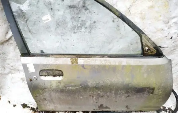 Mazda 121 SM Front door pilkos
