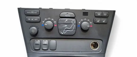 Volvo V70 Climate control unit 08650366 7923