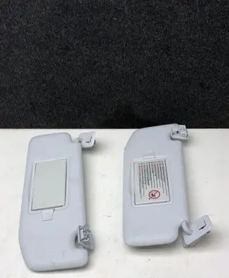 Peugeot 208 Sun visor