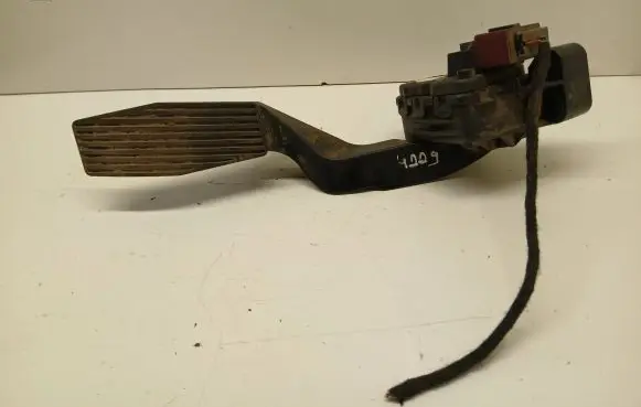 Opel Zafira A Accelerator throttle pedal 9202341