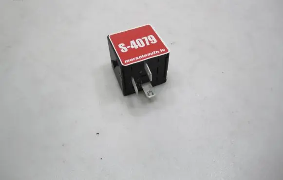 Volkswagen Caddy Other relay 5J0959631B 11082022