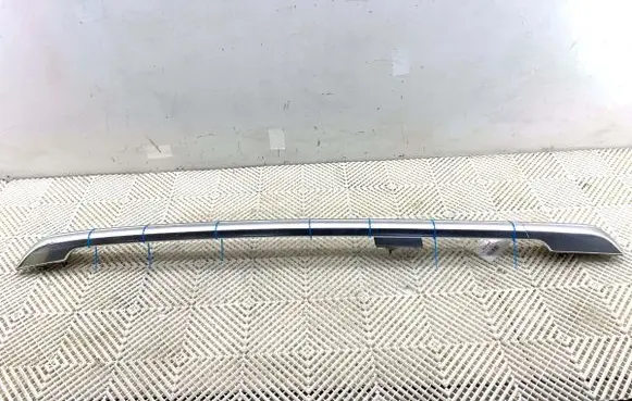 Roof bar rail