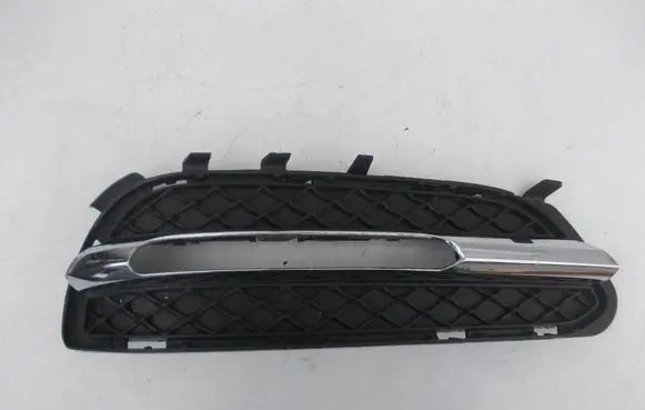 Mercedes-Benz E W212 Front bumper lower grill A2128851823