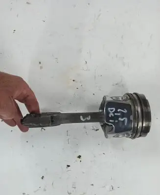 Renault Master II Piston with connecting rod