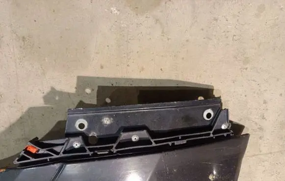 Opel Vectra C Front bumper mounting bracket 13140760