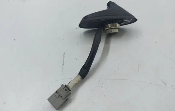 Mazda CX-7 Radio antenna 