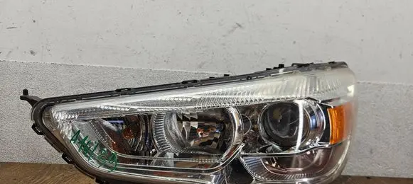 Mitsubishi ASX Headlight/headlamp P9135