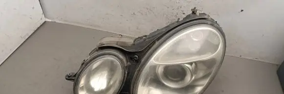Mercedes-Benz E W211 Headlight/headlamp 15435901 5DV008290 5DF008279